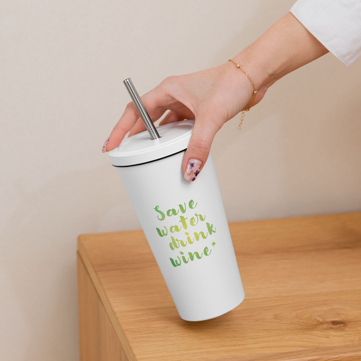 Thermobecher mit Strohhalm, mit lustigem Spruch "Save water - drink wine"