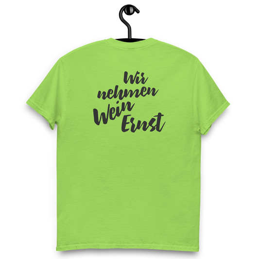 Wir nehmen Wein Ernst – Lustiges T-Shirt für Weinliebhaber & Genießer