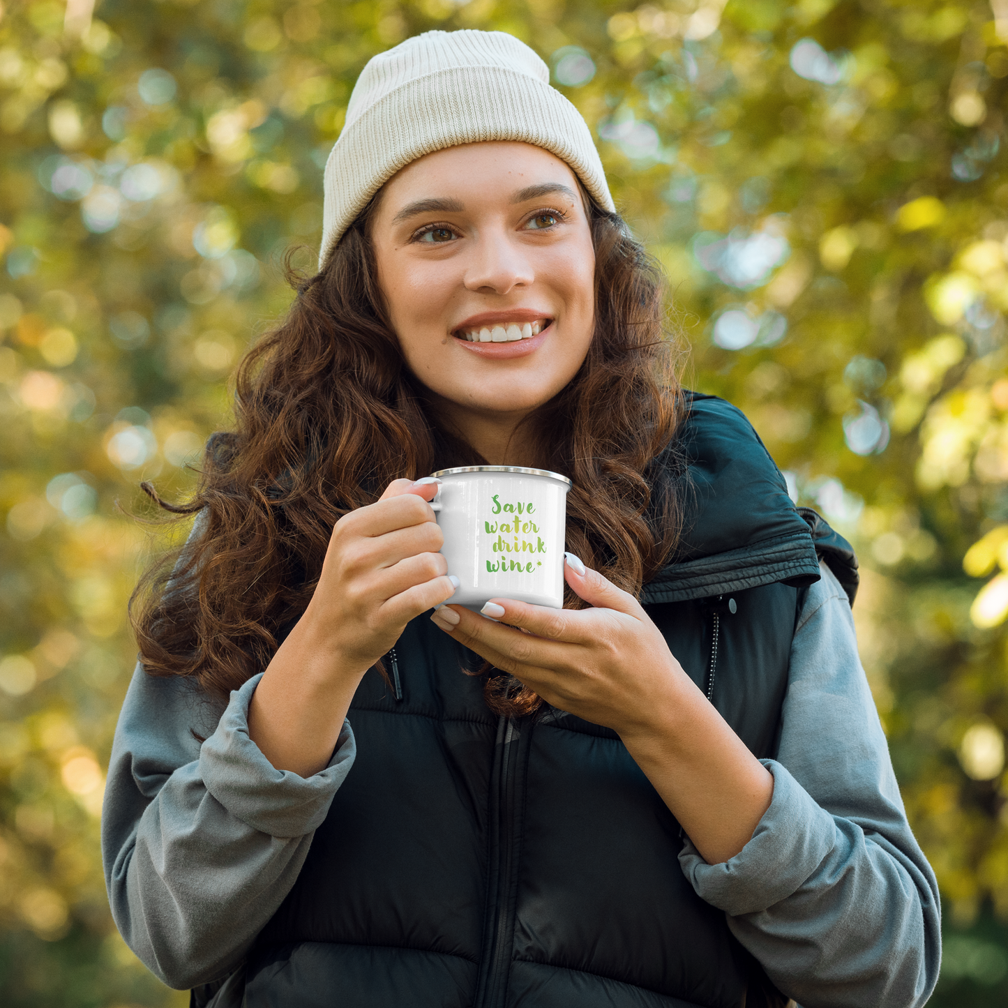 Emaille Tasse „Save Water, Drink Wine“ – Der perfekte Begleiter für Weinliebhaber!